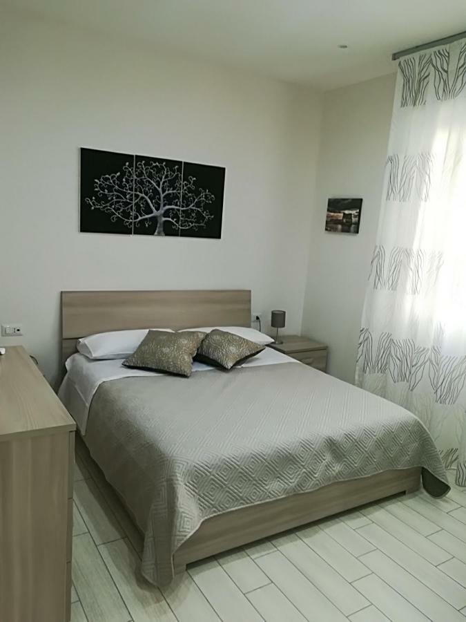 Hotel La Casa Di Donatella Nápoles Habitación foto